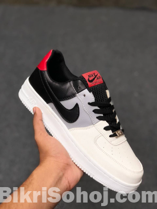 NIKEE AIR FORCE 1 LOW